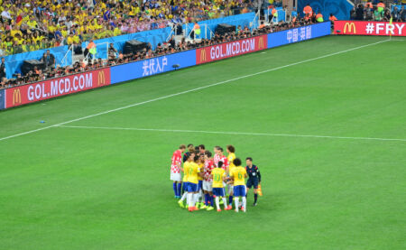 续胜势闯过 续胜势闯过